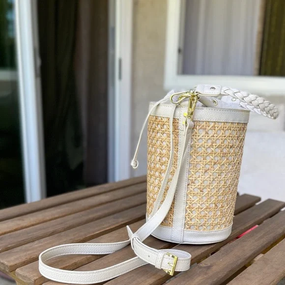 Adorable & RARE Tommy Bahama Handmade Rattan Woven Bucket Bag Purse NWT Khaki - Picture 6 of 6